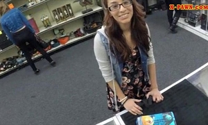 College student sells her books and nailed at the pawnshop