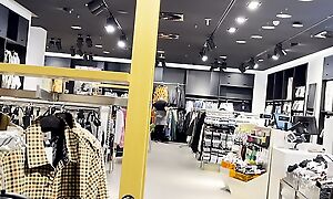 Babe gives risky Public Handjob and Blowjob in the middle of a clothing store!